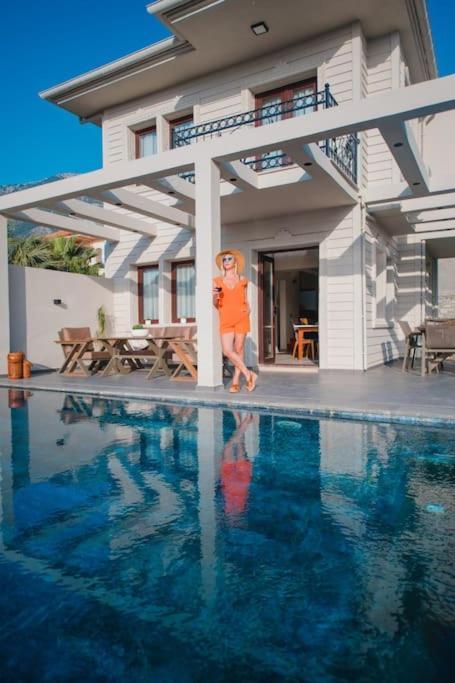 Havuzlu Korunakli Jakuzili Villa Fethiye Luaran gambar