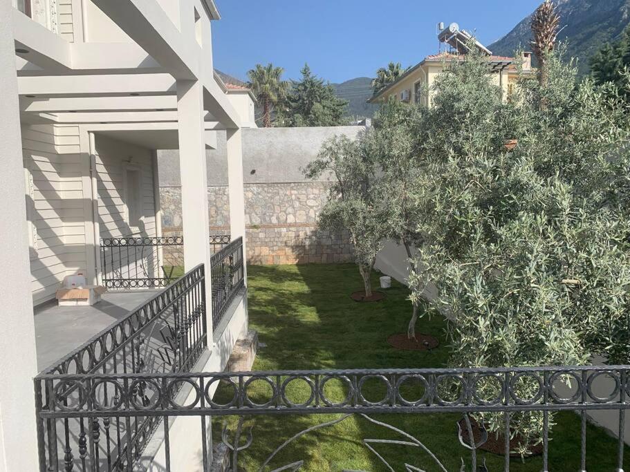 Havuzlu Korunakli Jakuzili Villa Fethiye Luaran gambar